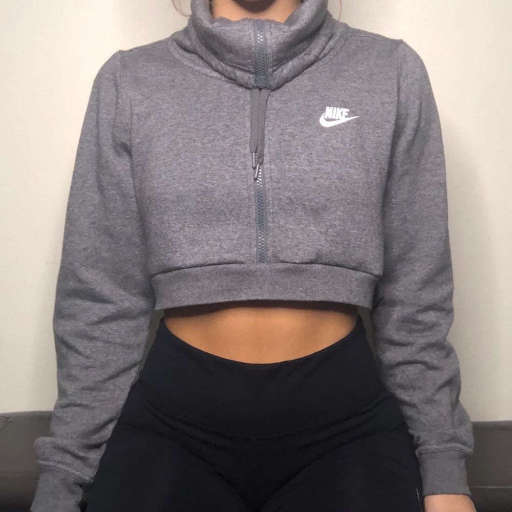 NIKE Crop Zip Up